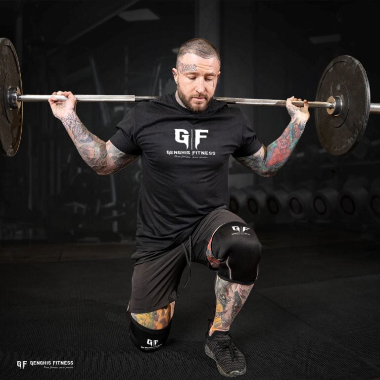 Knee Sleeves-Men Wearing/ Neoprene Sleeve for Knee