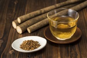 Unlock the Amazing Health Benefits of Burdock Root Tea for a Happier, Healthier You